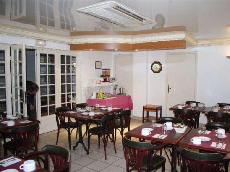 Brit Hotel