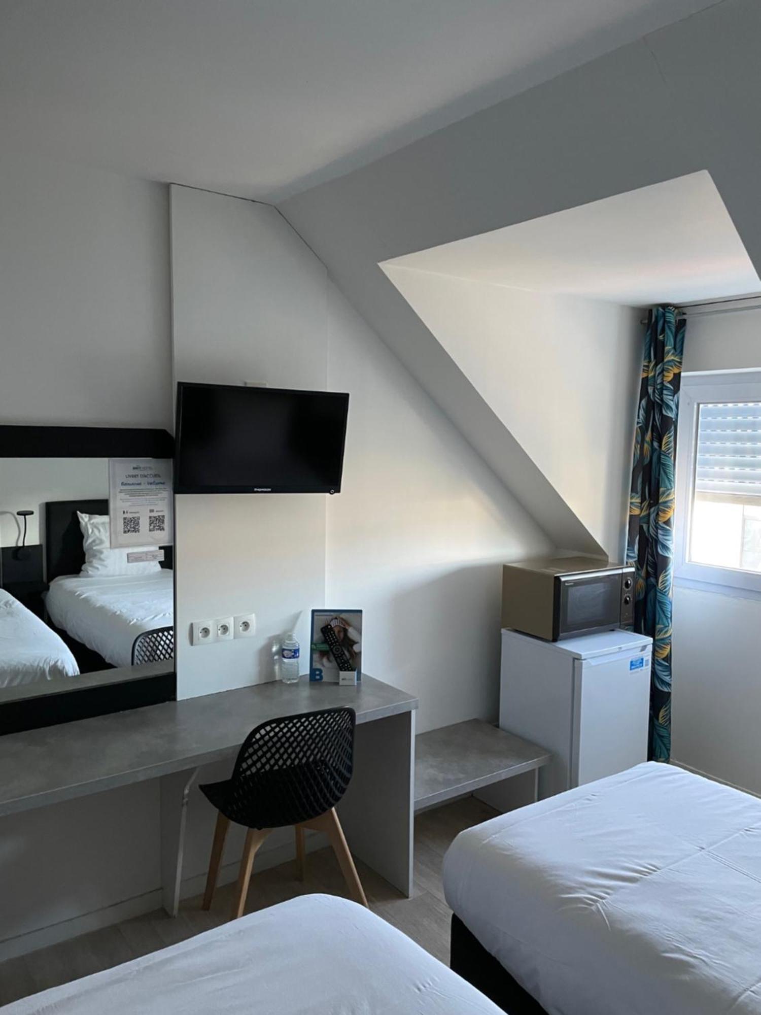 Brit Hotel